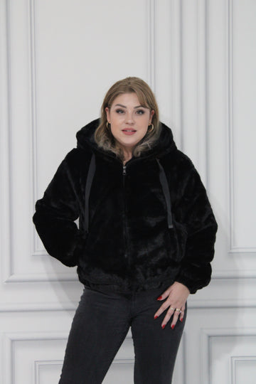 Jacheta din Blana Ecologica Neagra