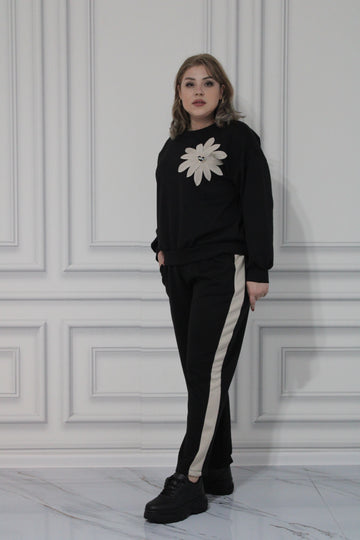 Trening Floare si Pantaloni cu Dunga